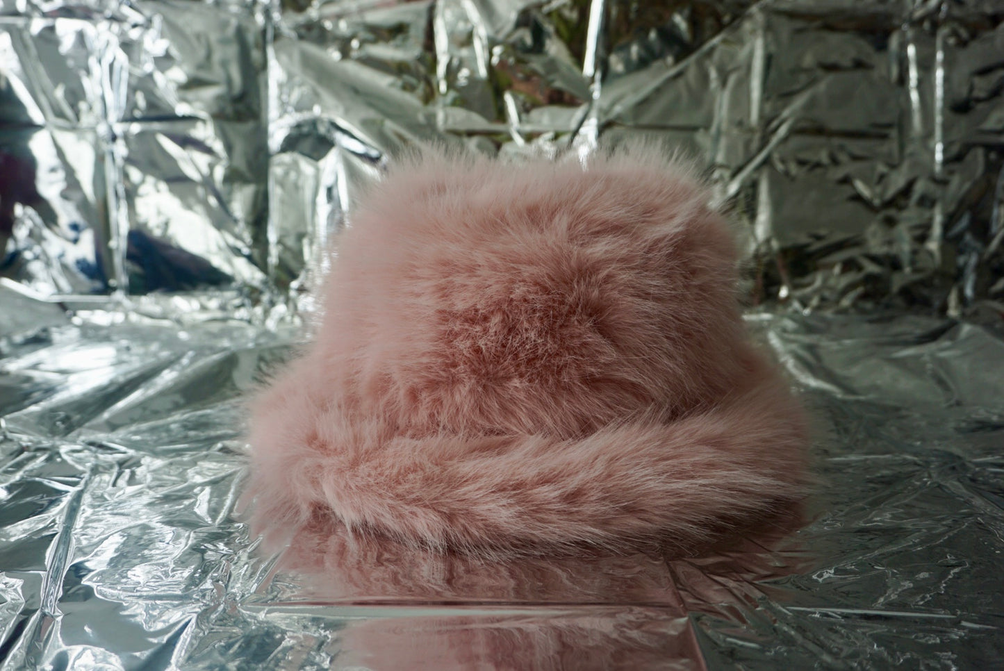 Reneé Fluffy Bucket Hat